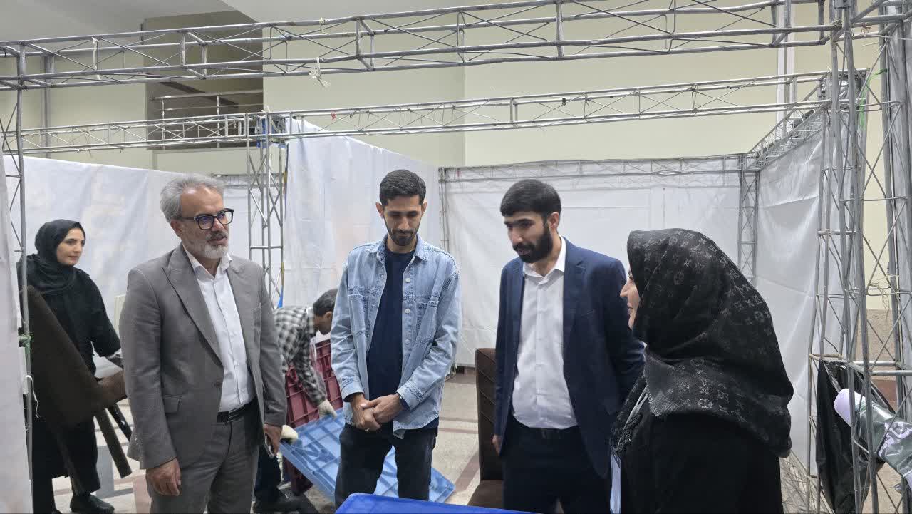 بازدید سرپرست معاونت توسعه مدیریت و منابع دانشگاه از بزرگ‌ترین اردوی جهادی درمانی غرب کشور
